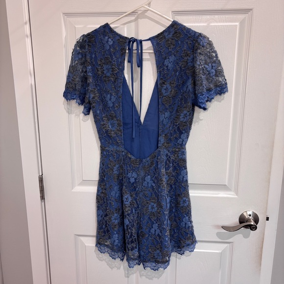 ASTR the label - blue lace romper - Picture 6 of 8
